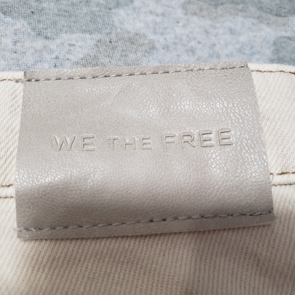 We The Free Jeans Womens 27 Beige Boyfriend Button Fly NWT - Picture 10 of 14